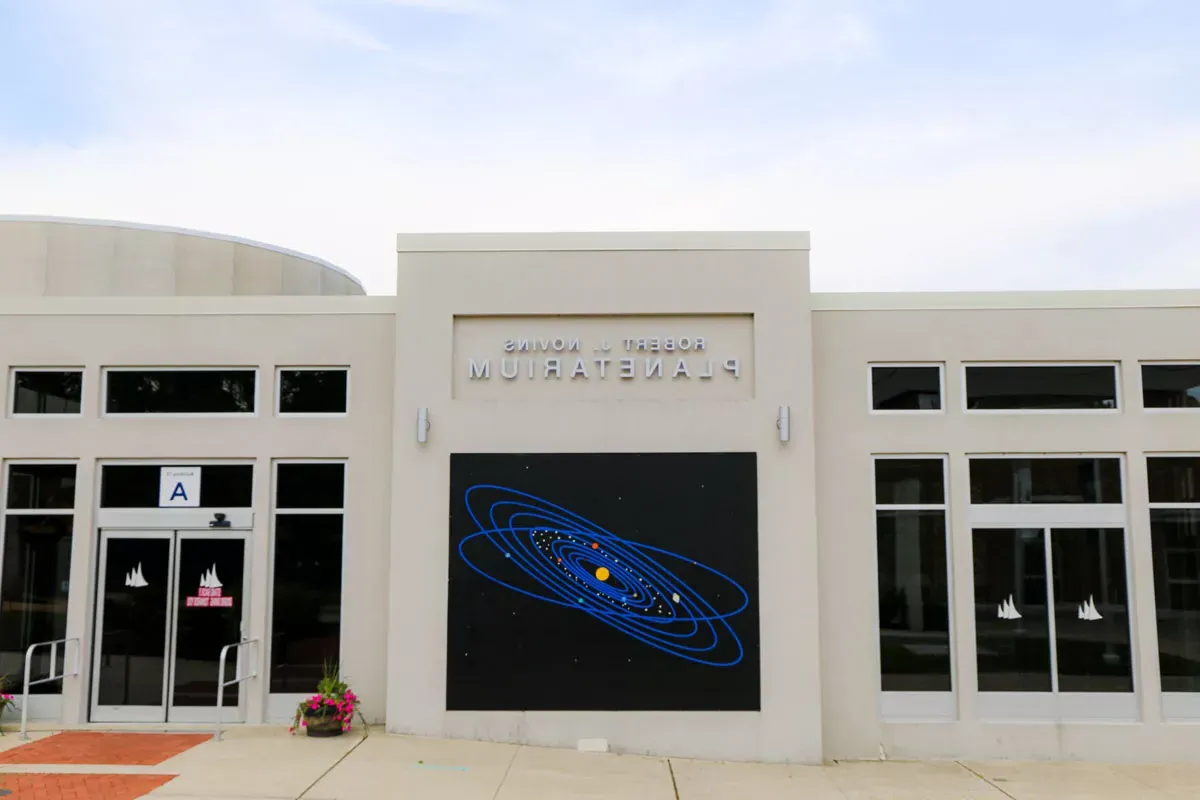 Planetarium building